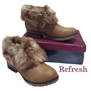 NEW IN BOX Refresh WYNNE-08 Women's Boots Faux Fur  Size 8